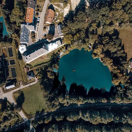 Chateau Orlice Hotel 4*